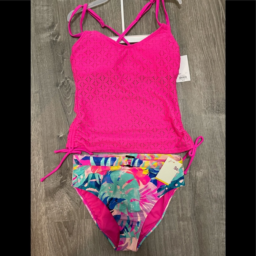 Women’s bathing suit size small (3-5)